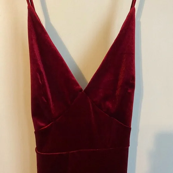 fashion nova burgundy velvet dress Burgundy Off-shoulder Long Bridesmaid Dress with Side-Split – FancyVestido
